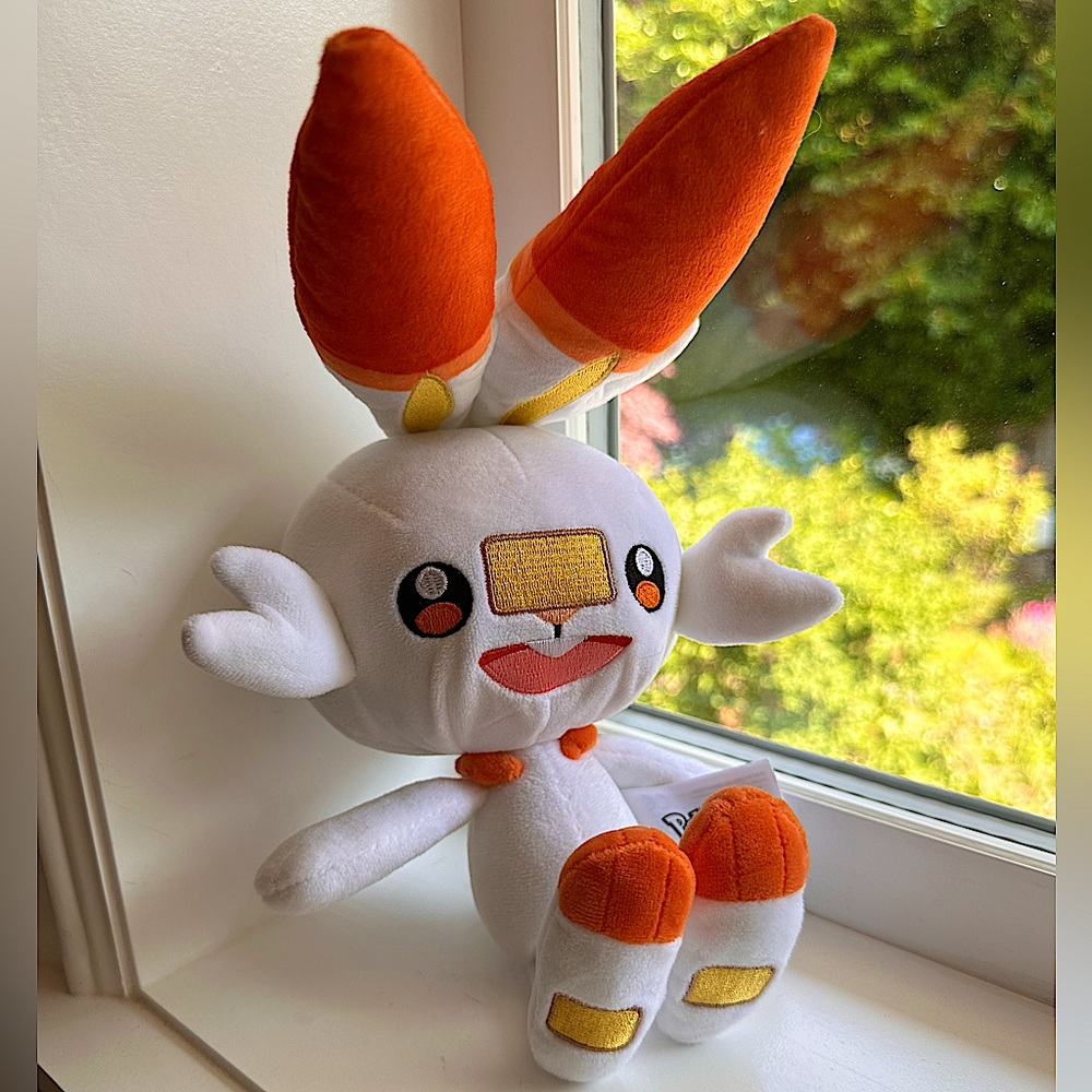 Pokémon Sword & Shield Official Plush - Scorbunny